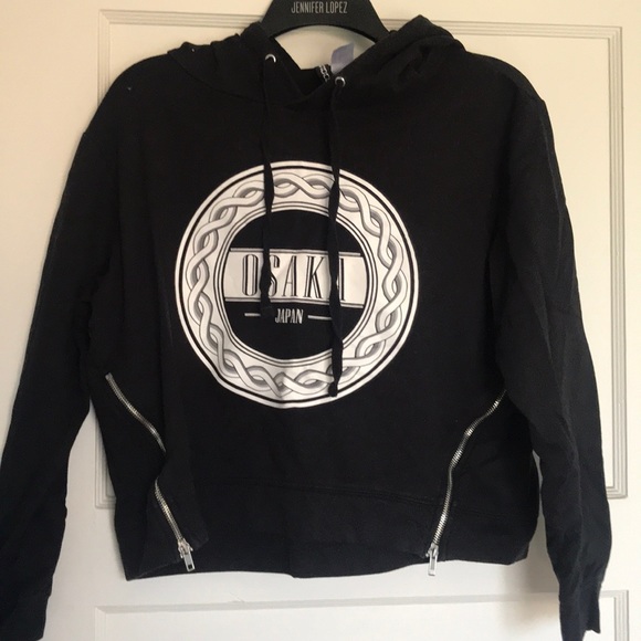 Black and white Osaka japan hooodie - Picture 1 of 3
